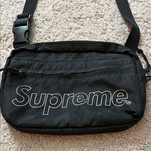 Supreme Other - Supreme Shoulder Bag from the Fall/Winter 2018 Collection